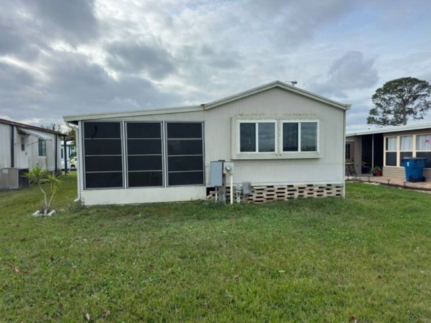 37 Hideaway Lane a Winter Haven, FL Mobile or Manufactured Home for Sale